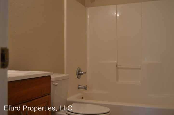 2945 Victorian Forest Dr - Photo 2 of 10