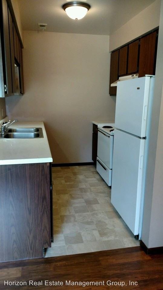 130 Cox Street - Photo 2 of 10