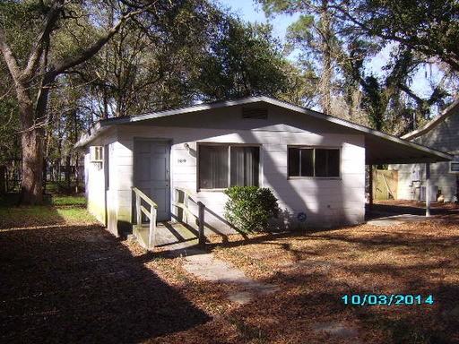 2010 NW 34th Ave - Photo 2 of 11