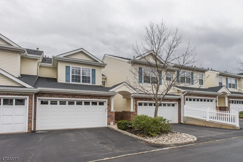 1903 Middlefield Ct - Photo 2 of 21