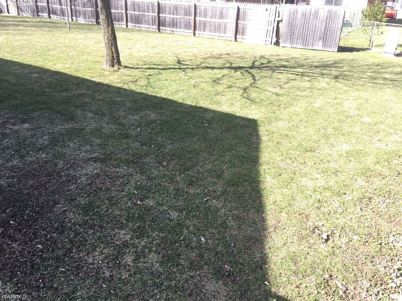 1763 Edison St - Photo 2 of 7