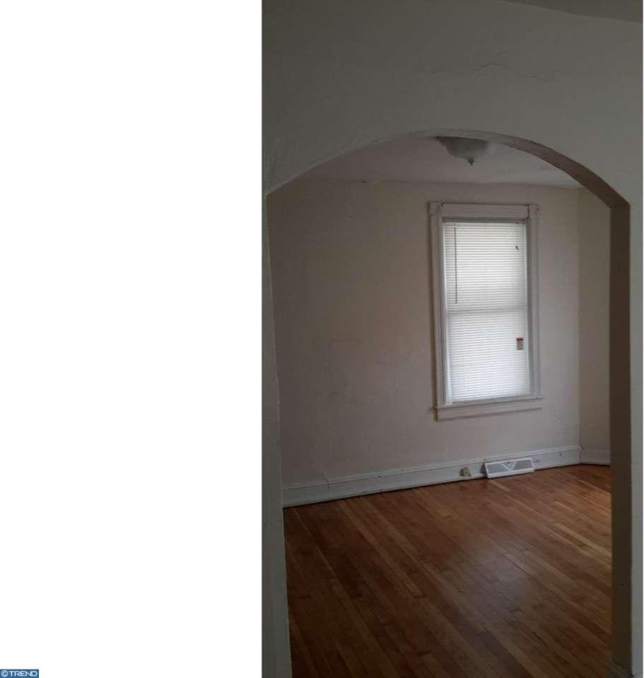 8 N Greenwood Ave - Photo 3 of 15