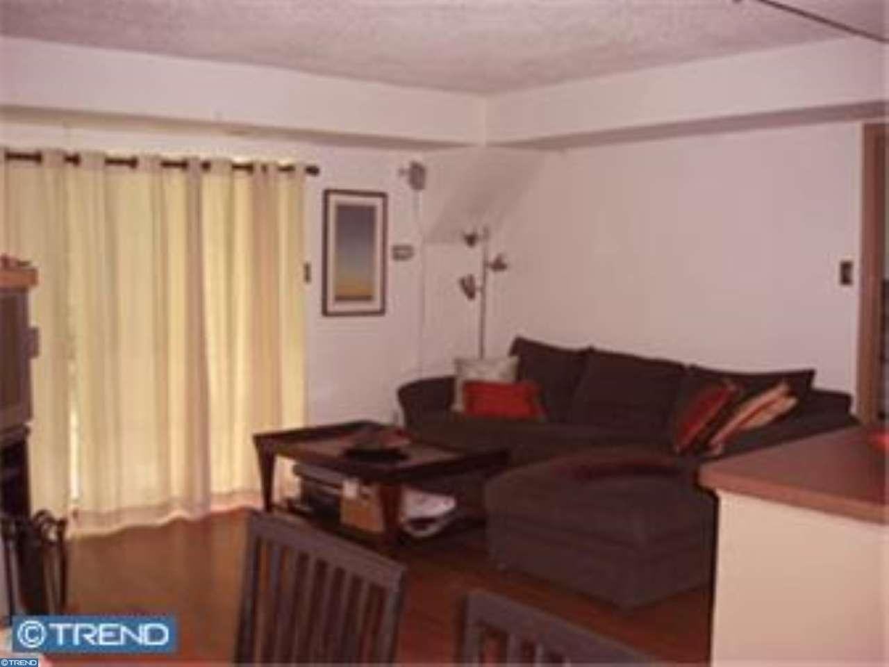 603 Deer Run - Photo 2 of 11