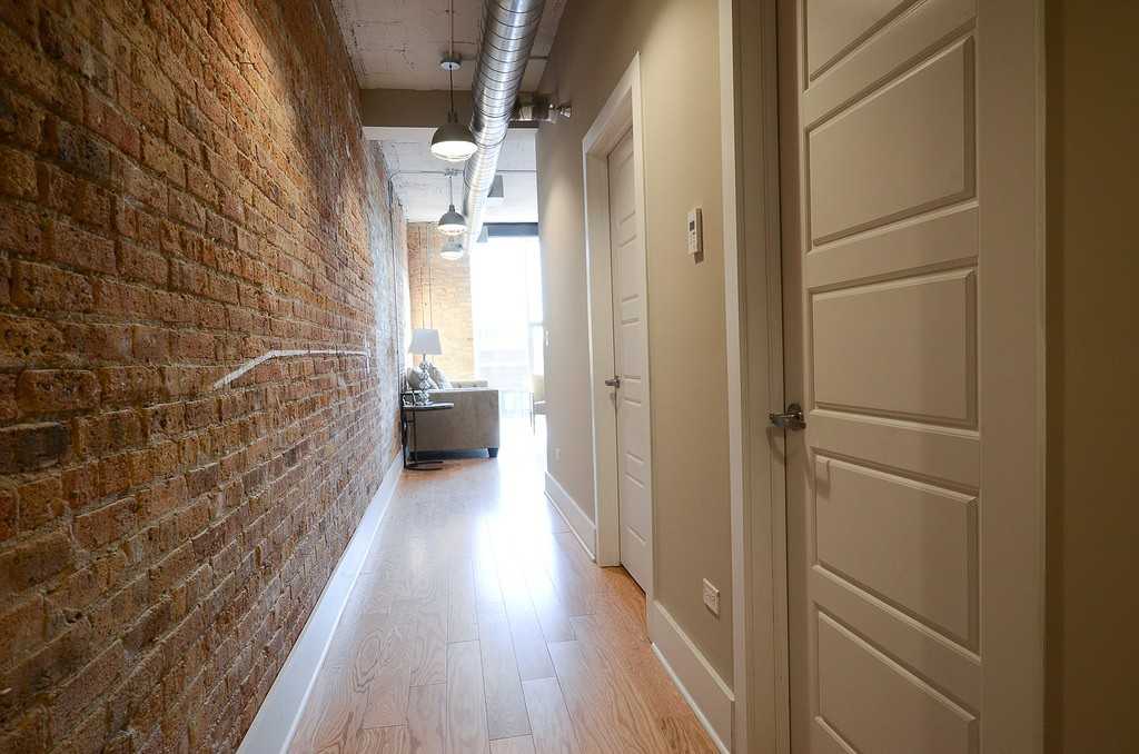 3141 North Sheffield Avenue #512