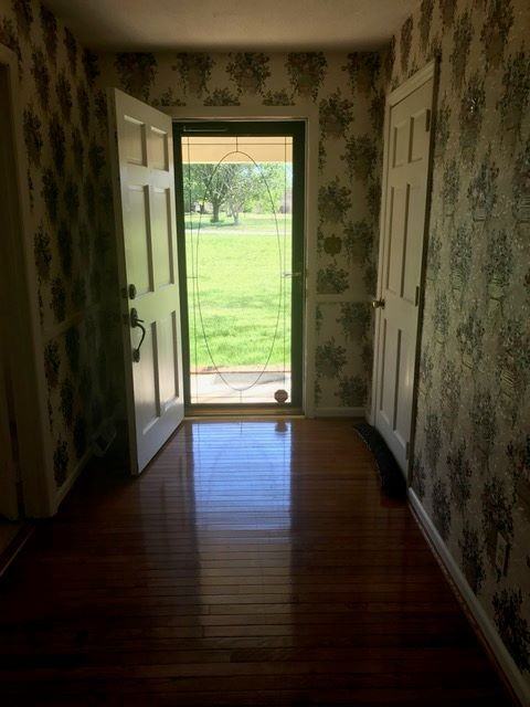 2224 Brown Rd - Photo 2 of 28