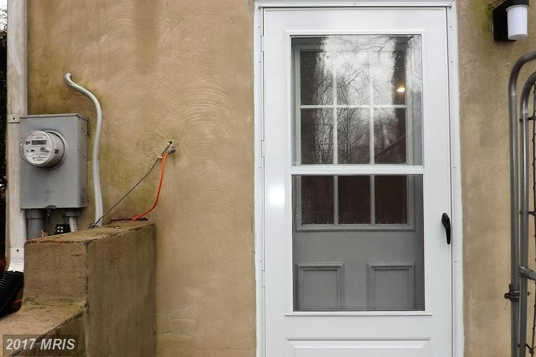 2930 5th St - Photo 2 of 30