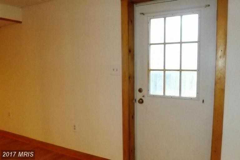 2930 5th St - Photo 3 of 30