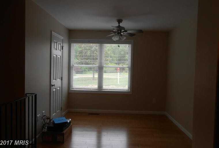 18024 Holly Dr - Photo 3 of 6