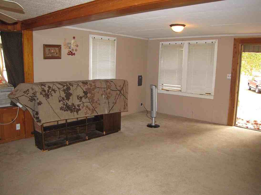 2902 FM 225 - Photo 3 of 8