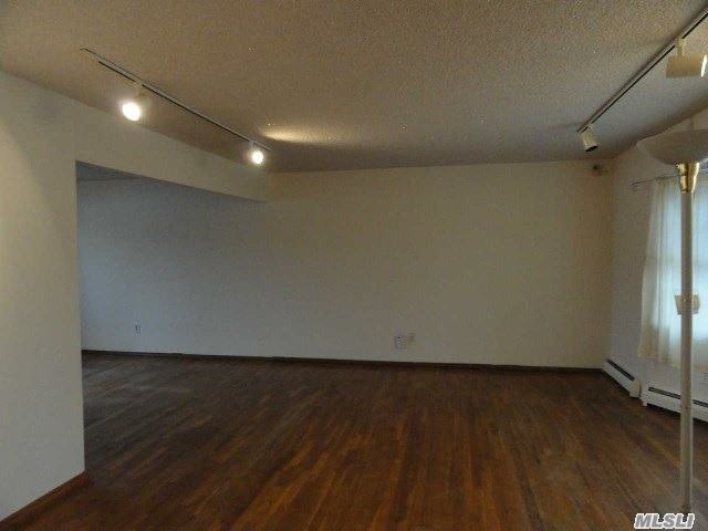 732 3rd St - Photo 2 of 9