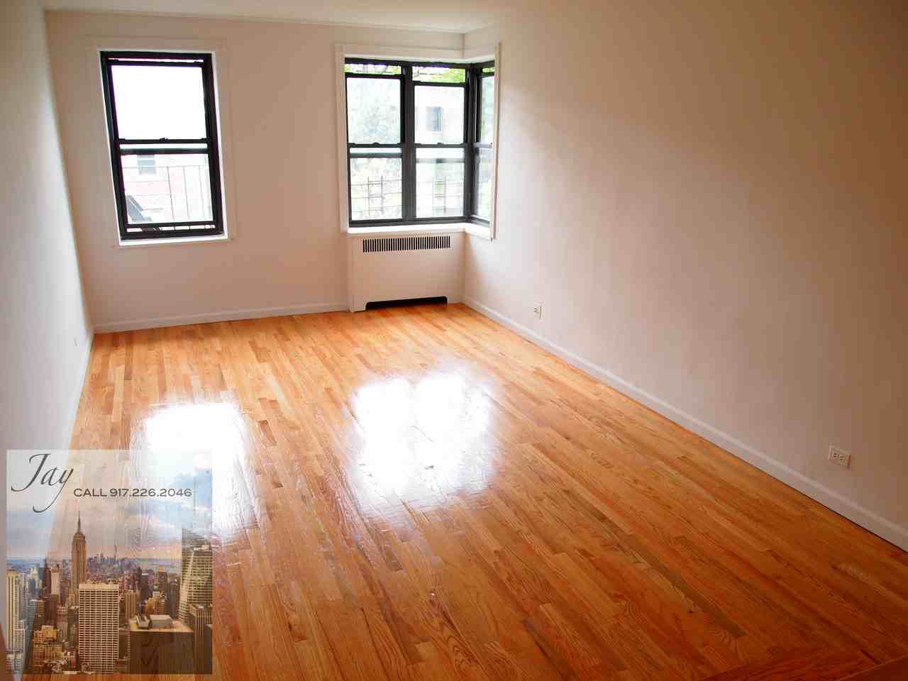 W 181st & Ft Wash