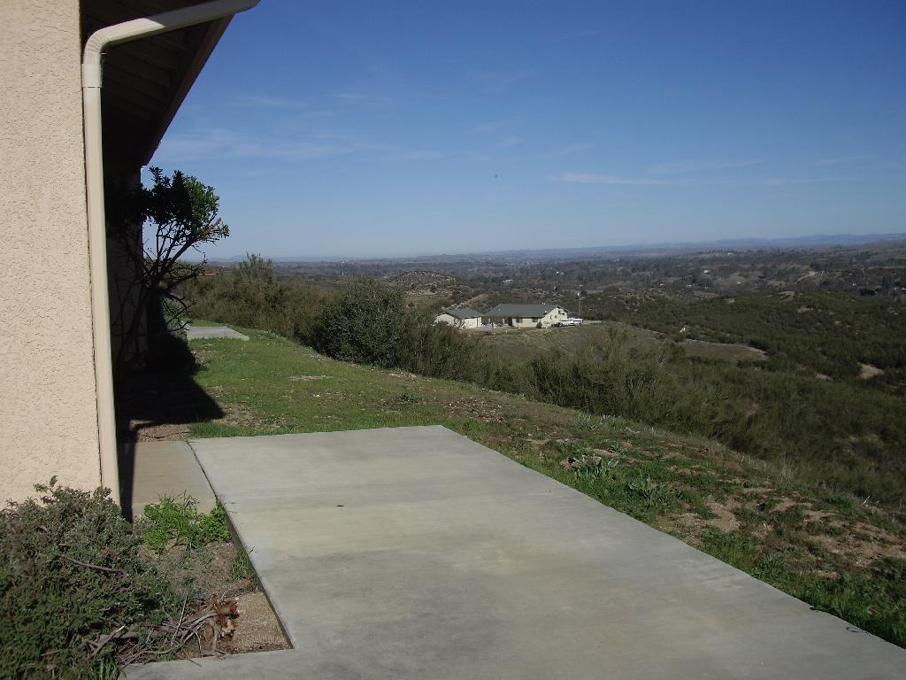 9321 Blue Rd - Photo 3 of 14