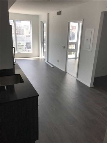 68 Shuter Street #2106