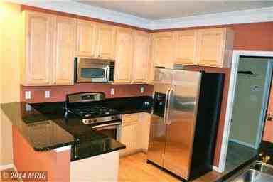 517 Marlboro Ct - Photo 3 of 16