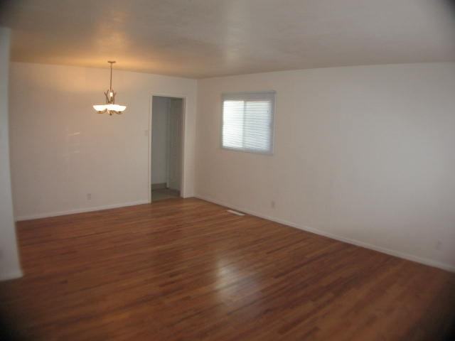 3612 Brookfield Ln - Photo 2 of 13