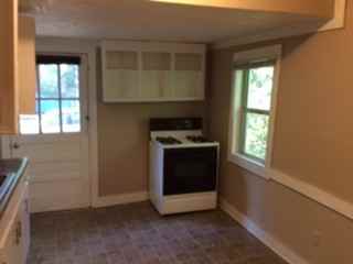 10 6th St #C - Photo 2 of 5