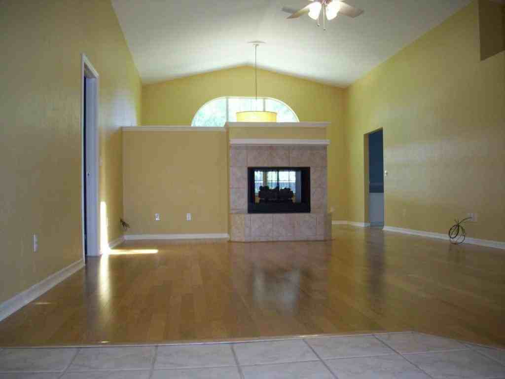 6105 NW 34th Terrace - Photo 3 of 25