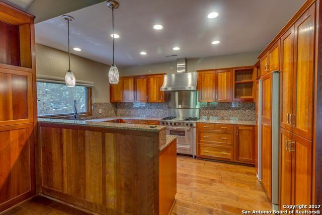 13810 Port Bluff South - Photo 2 of 24