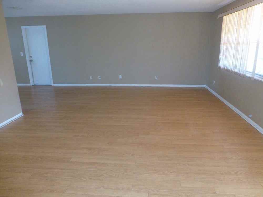 275 Plaza Blvd - Photo 2 of 25