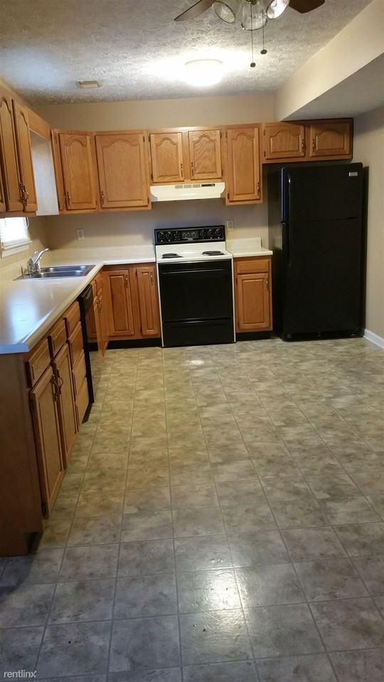 Doe Run Dr - Photo 2 of 12