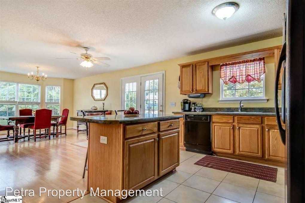 6436 Dobbins Bridge Rd - Photo 2 of 12