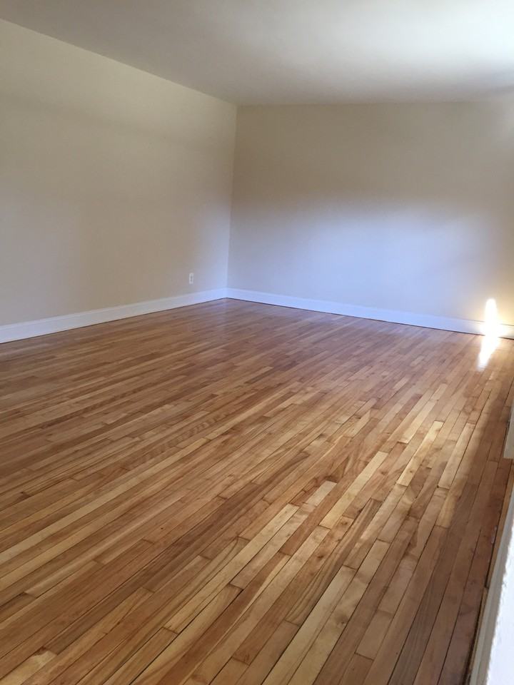 27 Stratford Ave #2A - Photo 2 of 5