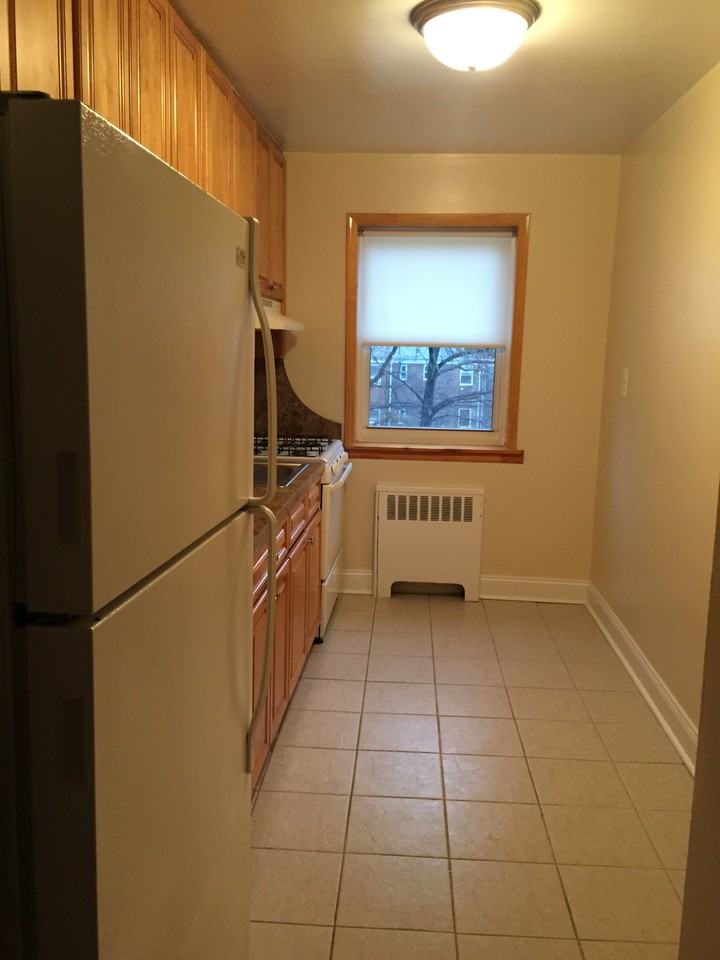 27 Stratford Ave #2A - Photo 3 of 5