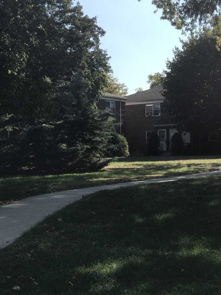 93 Arlo Rd #2B - Photo 3 of 7