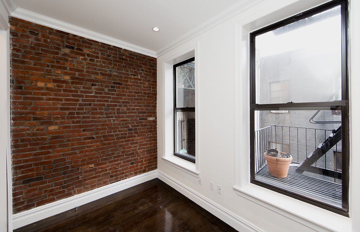 128 2nd Ave - Photo 2 of 7
