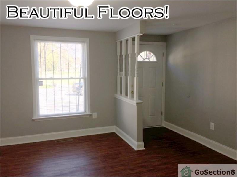 1067 W Lexington St - Photo 2 of 6