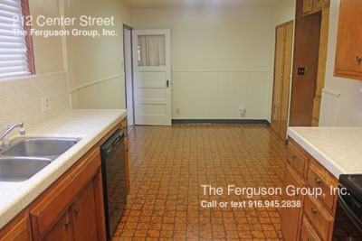 212 Center St - Photo 3 of 15