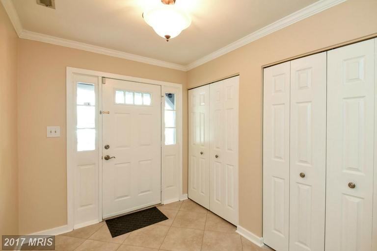 6421 Cherokee Ct - Photo 2 of 30