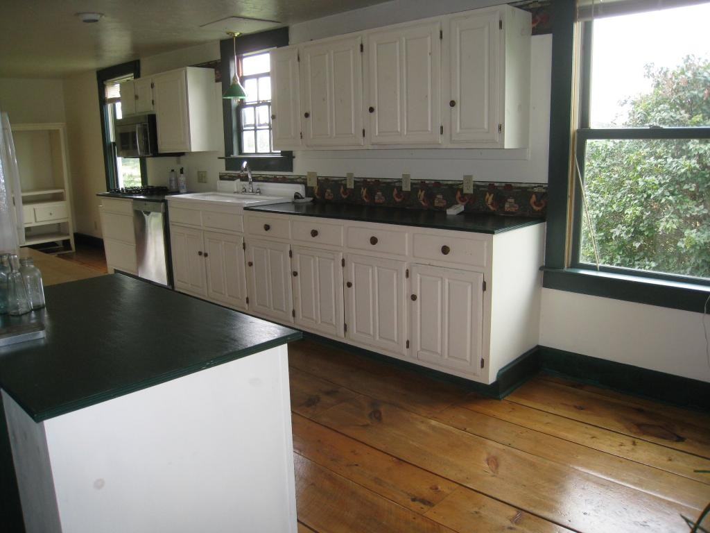 56 Gorham Dr - Photo 2 of 25