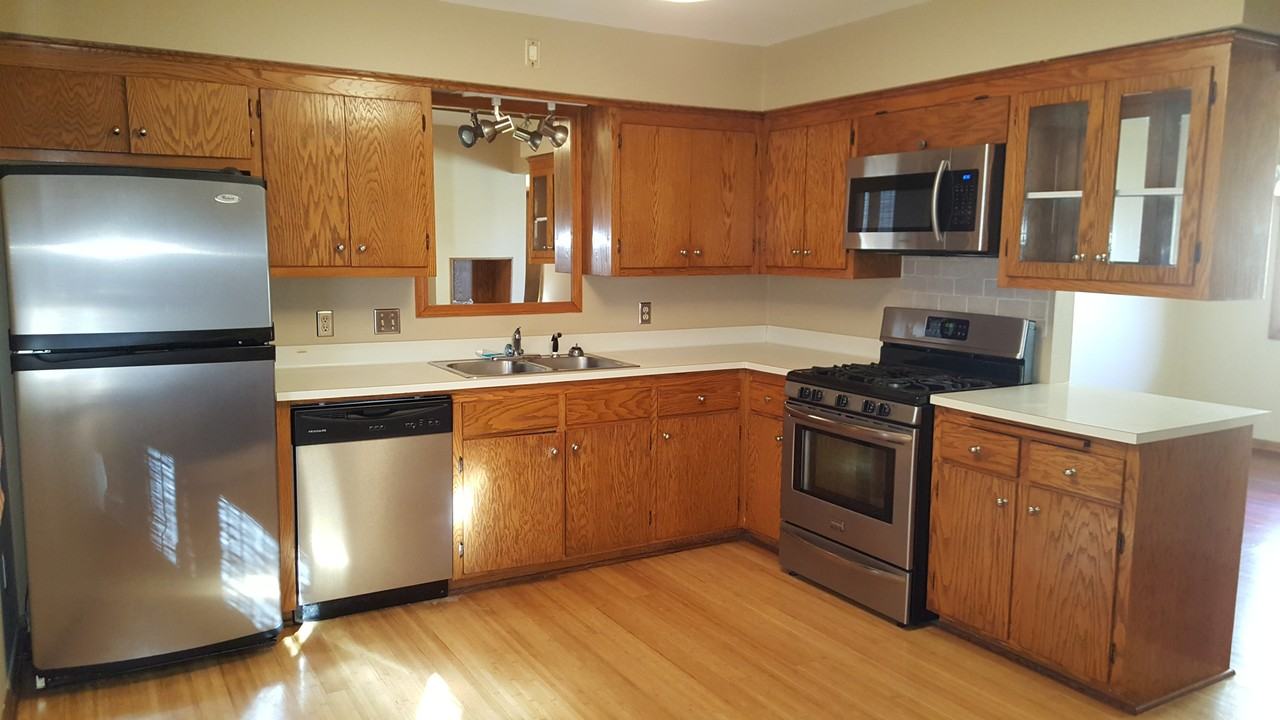 5349 Fremont Ave S - Photo 2 of 18