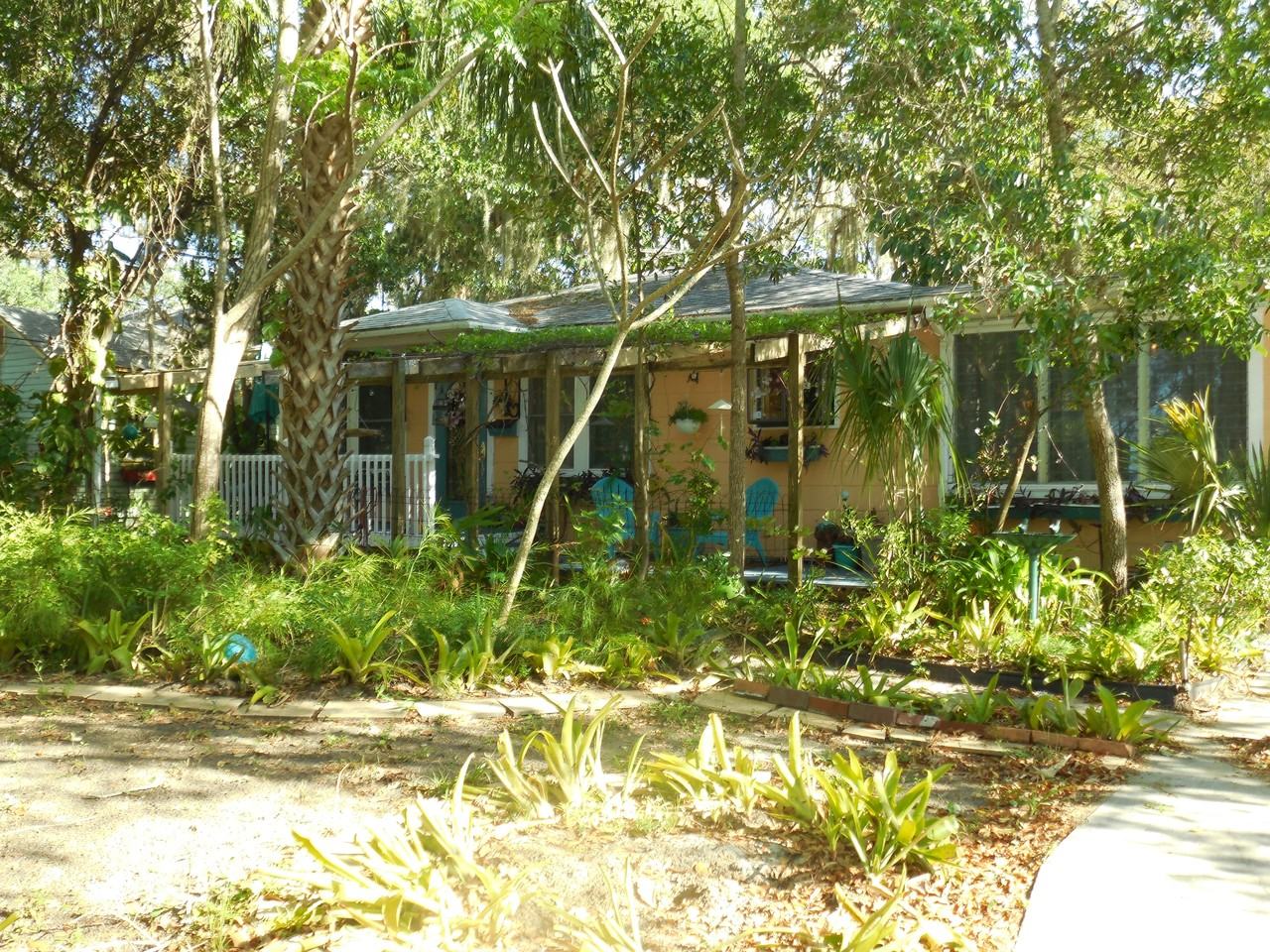 535 Belleview Blvd - Photo 2 of 32