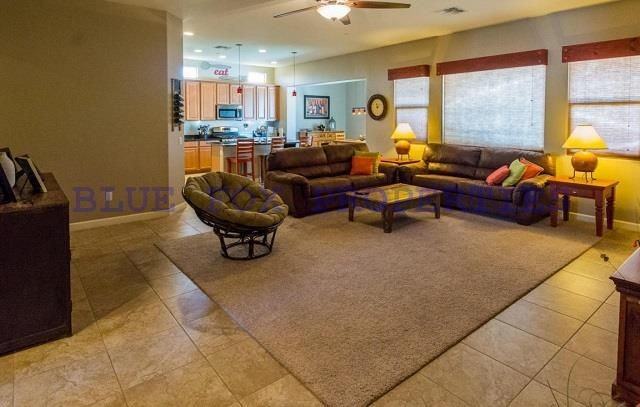 12675 N Sunrise Shadow Dr - Photo 2 of 17