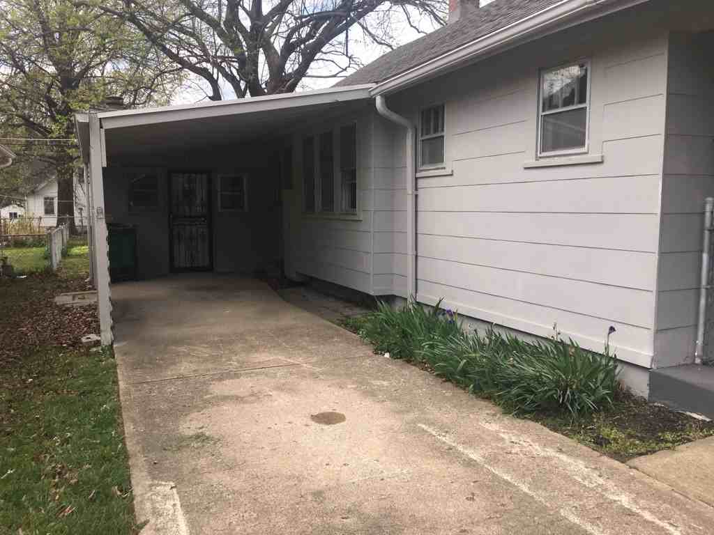 4738 Canterbury - Photo 3 of 15