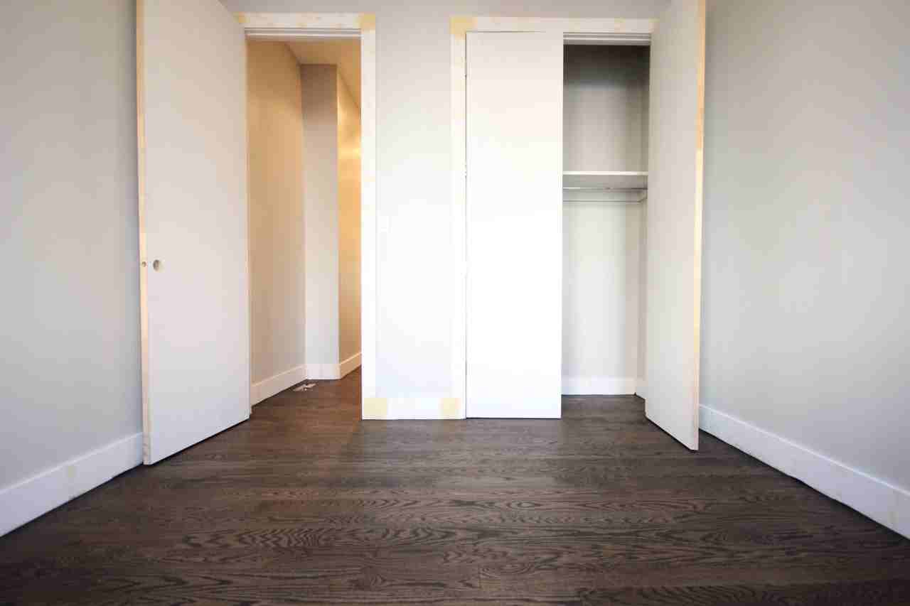 183 Stanhope Street #102