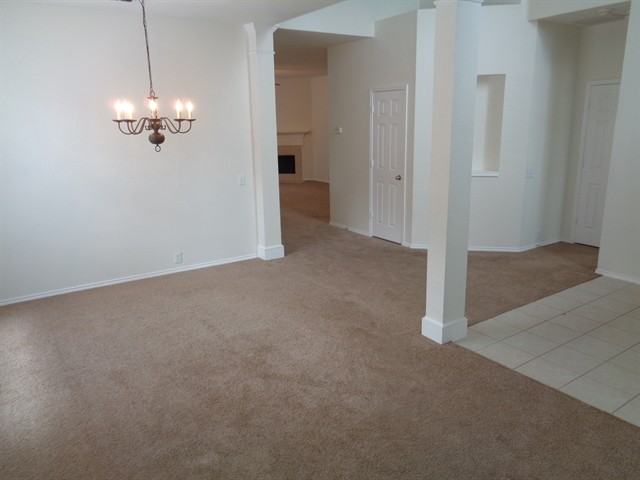1353 San Rafael Dr - Photo 2 of 9