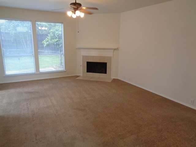 1353 San Rafael Dr - Photo 3 of 9