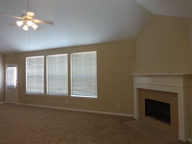 7018 Fountain Lilly Dr - Photo 3 of 12