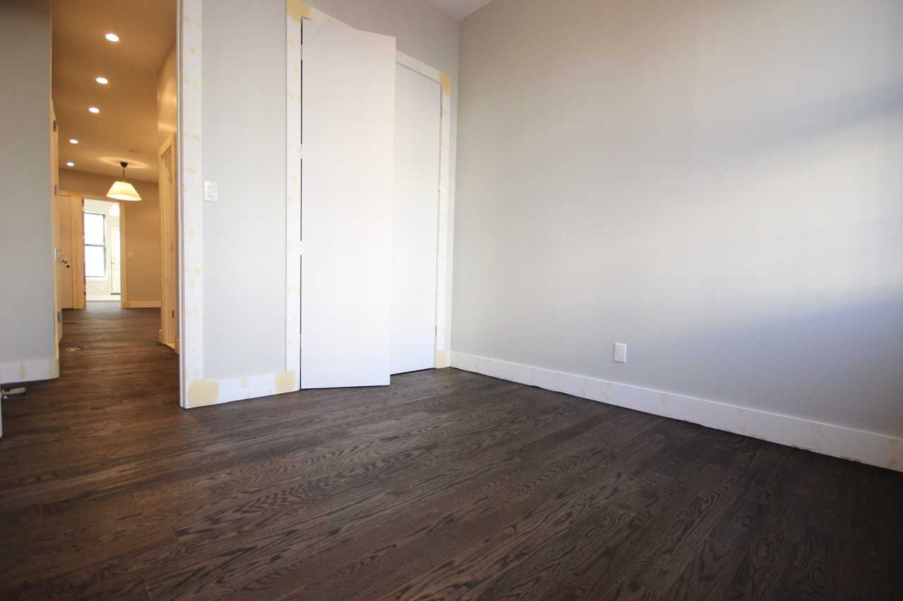 183 Stanhope Street #107