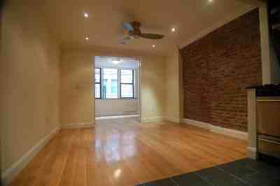 145 East 26th St - Photo 2 of 4