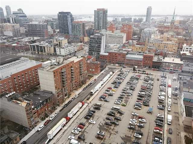 68 Shuter Street #2703