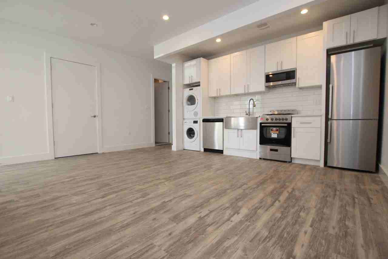 1711 Linden Street #1B