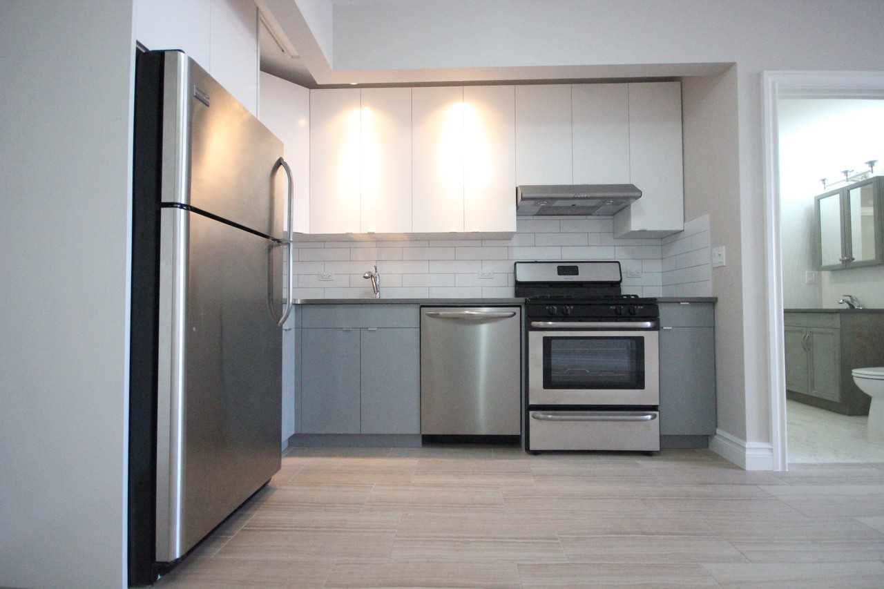 439 Knickerbocker Avenue #6RRRR