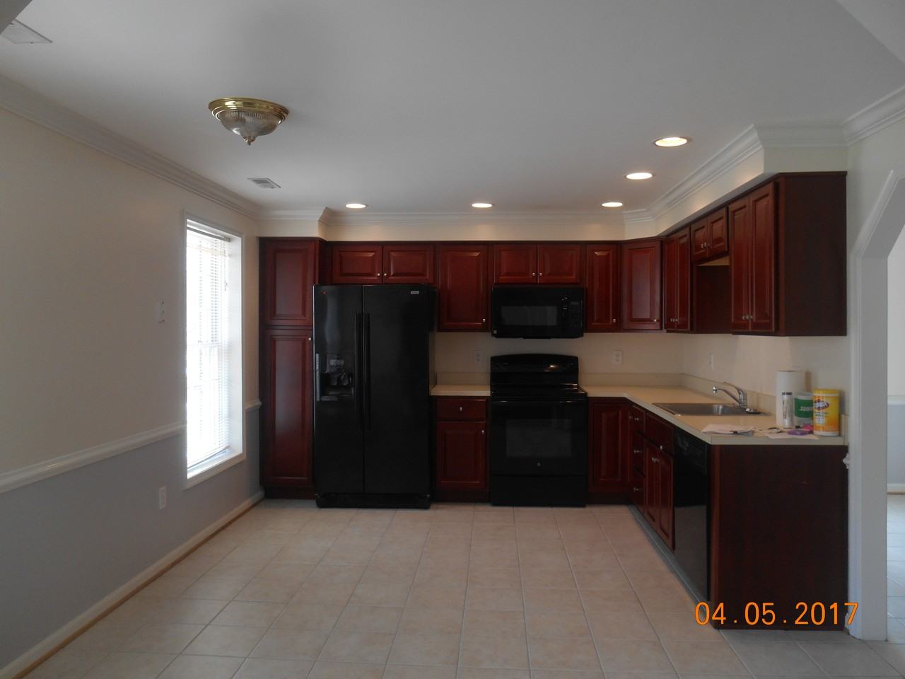 10316 Royal Road - Photo 2 of 10