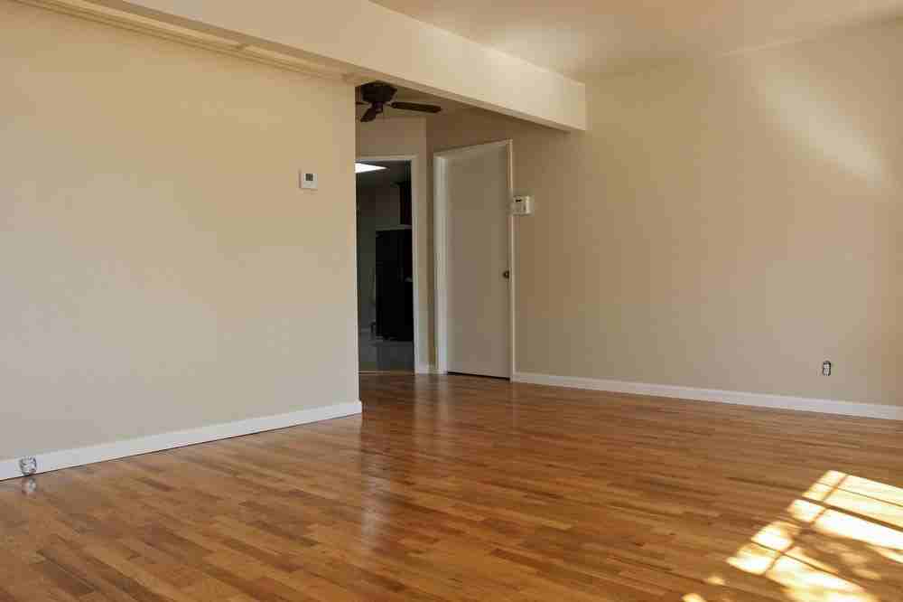 4939 Union Ave - Photo 3 of 13