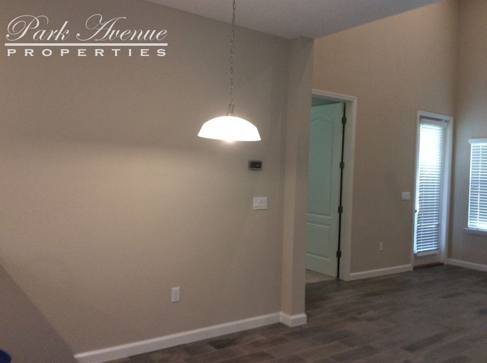 2696 Jane St - Photo 2 of 17