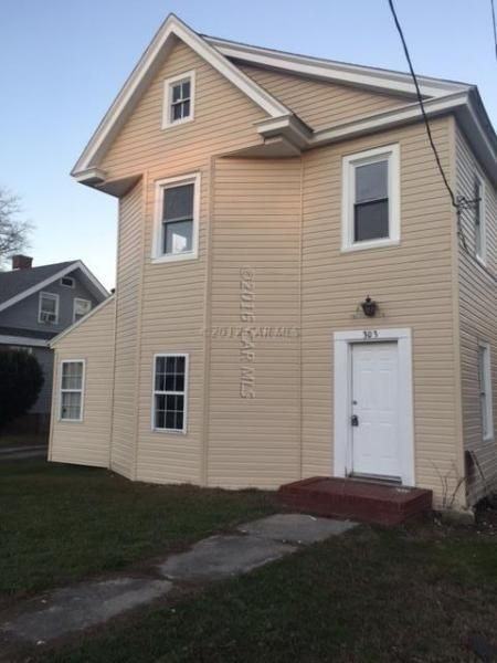 303 E Main St - Photo 3 of 19